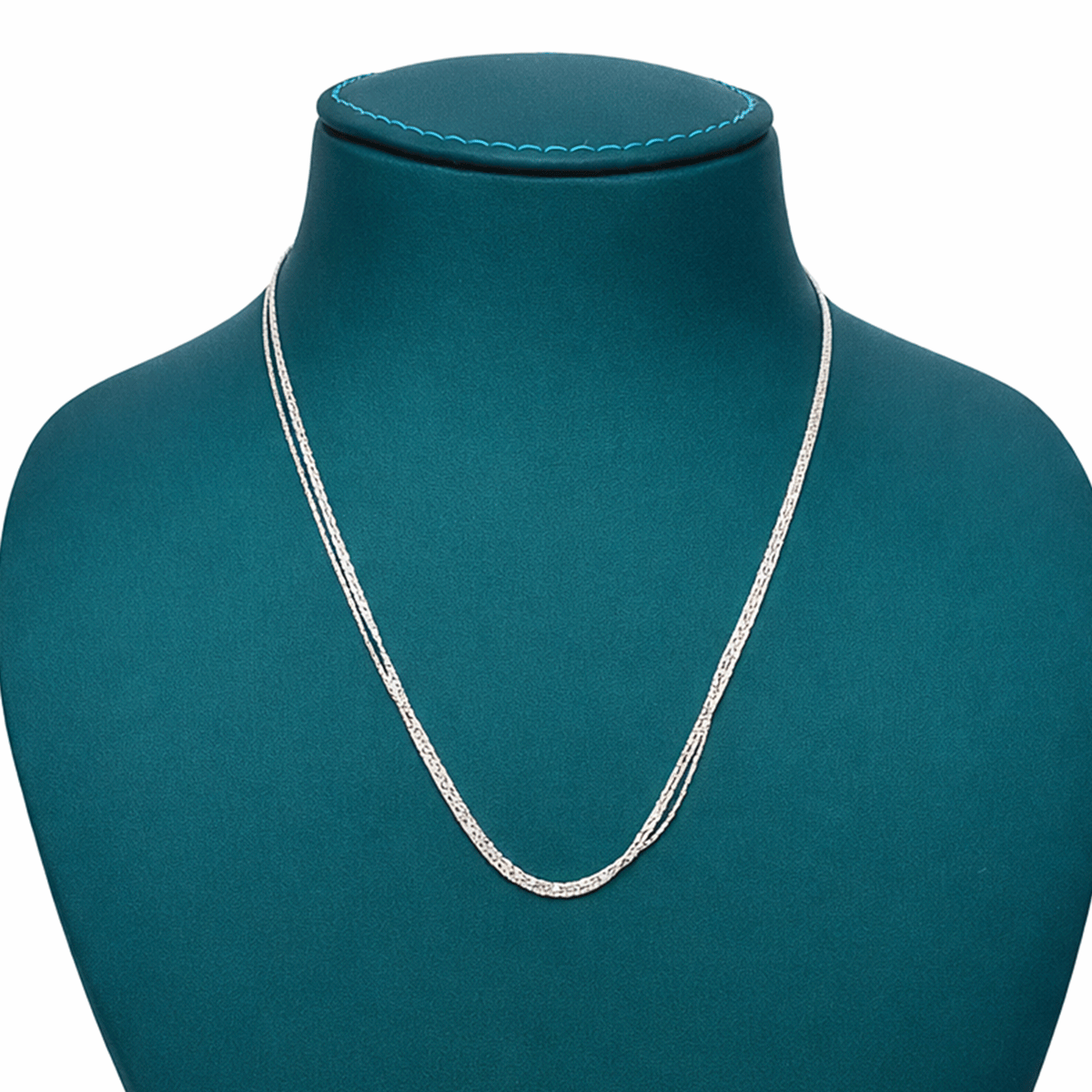 Everyday Chic Essential Chain