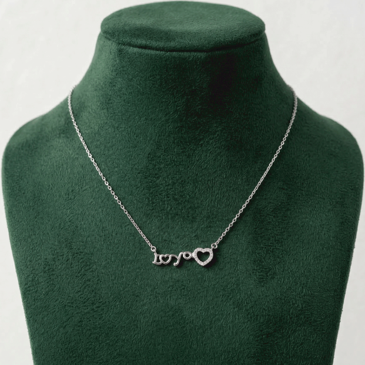 Everyday Chic Essential Chain