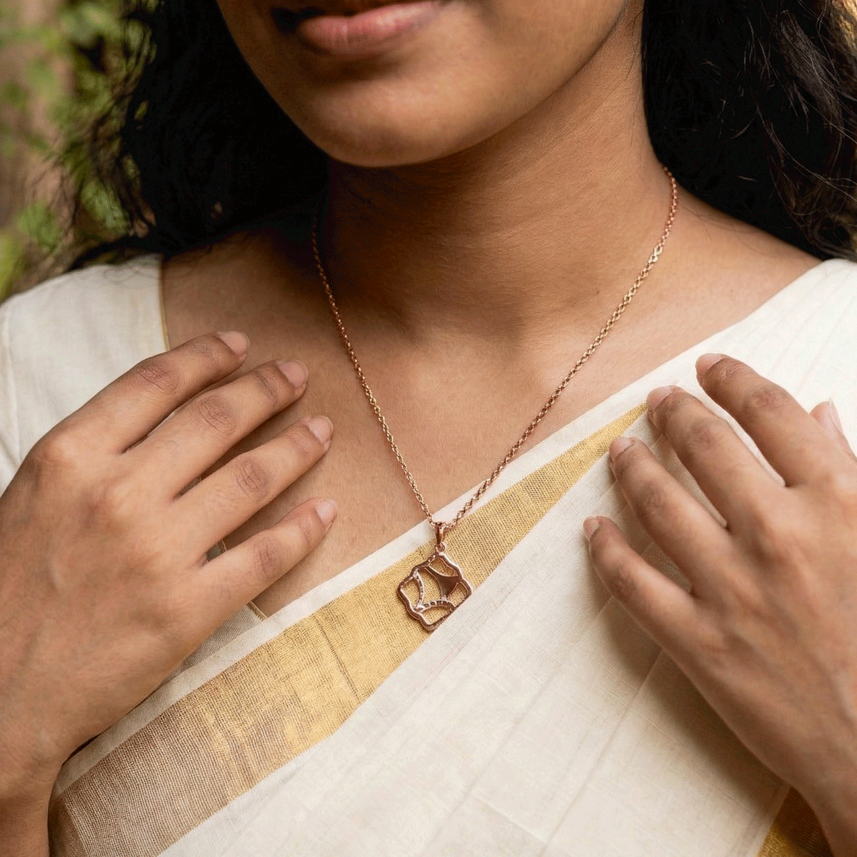 Rose Radiance Neck Chain