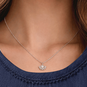Everyday Chic Essential Chain