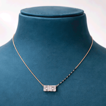 Everyday Chic Essential Chain