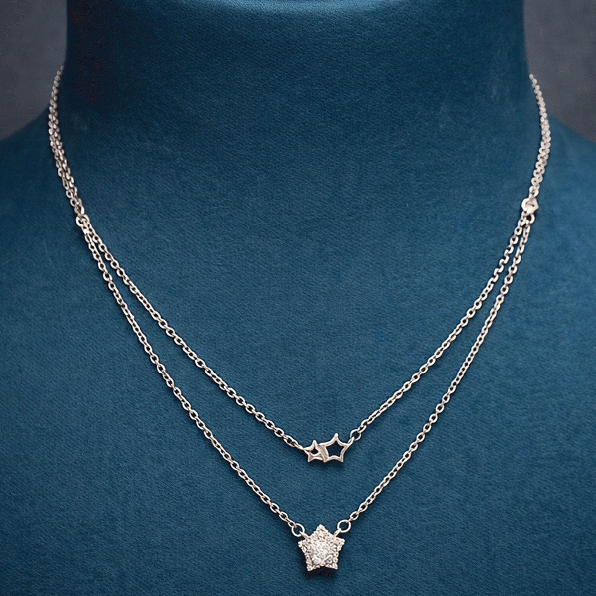 Everyday Chic Essential Chain