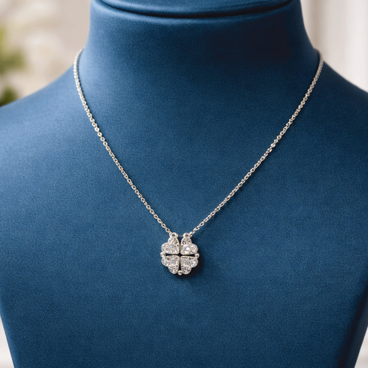 Everyday Chic Essential Chain