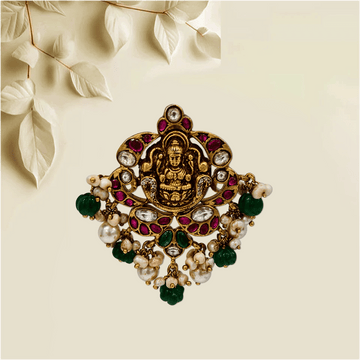 Dazzling 3D Kundan Pendant