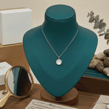 Everyday Chic Essential Chain