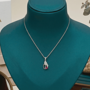 Everyday Chic Essential Chain