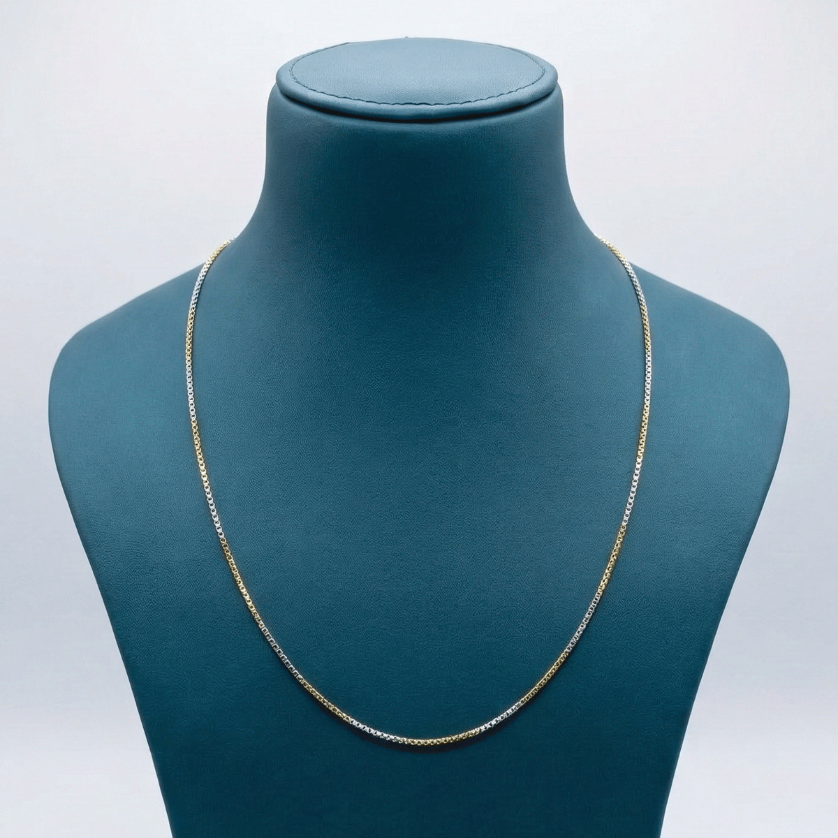 Rose Radiance Neck Chain