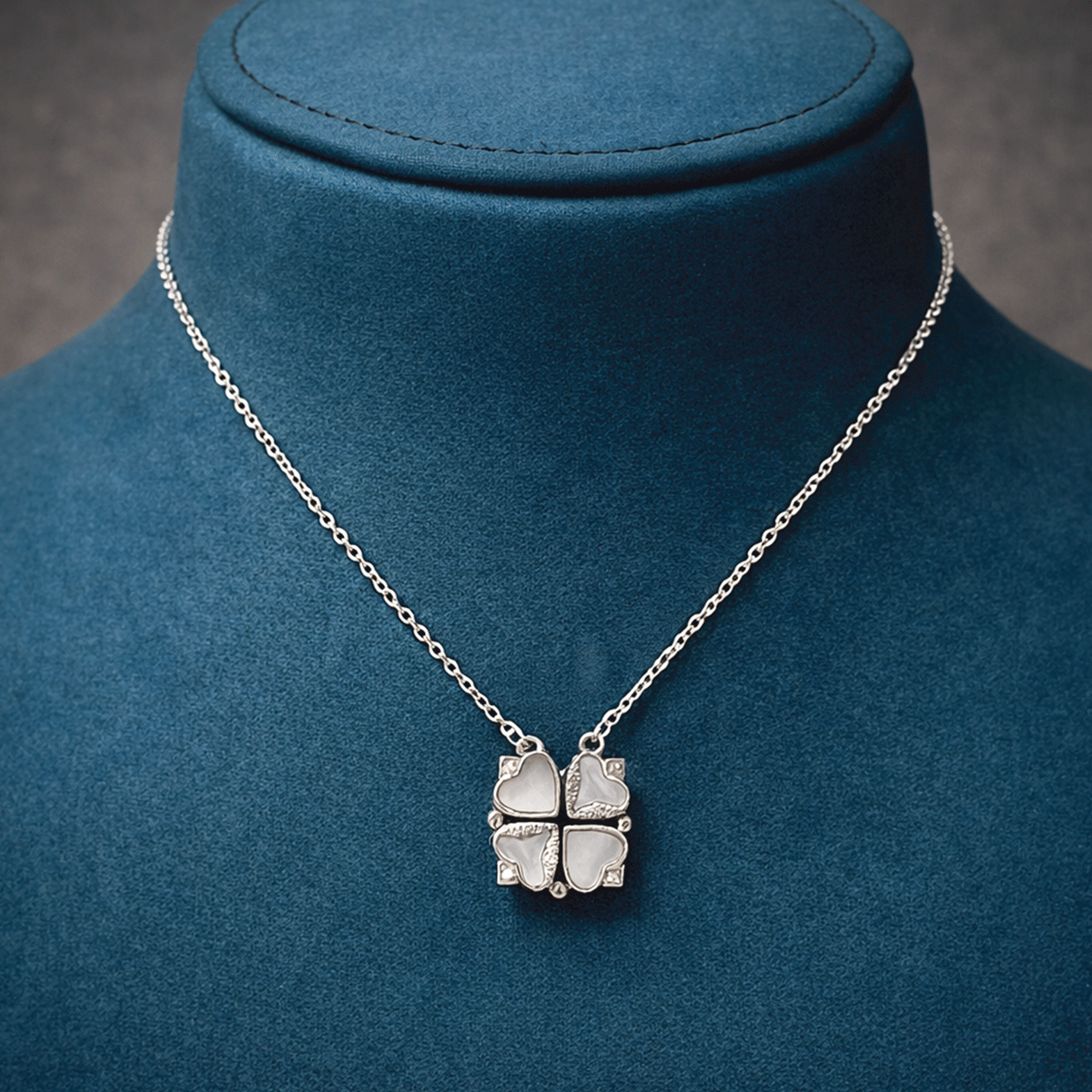 Everyday Chic Essential Chain