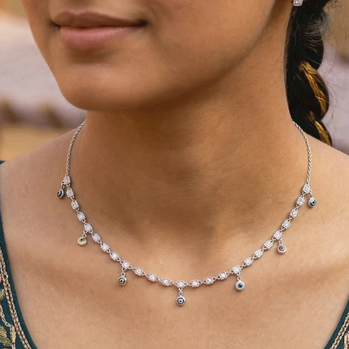 Everyday Chic Essential Chain