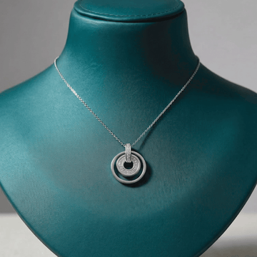 Everyday Chic Essential Chain