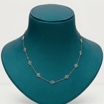Everyday Chic Essential Chain