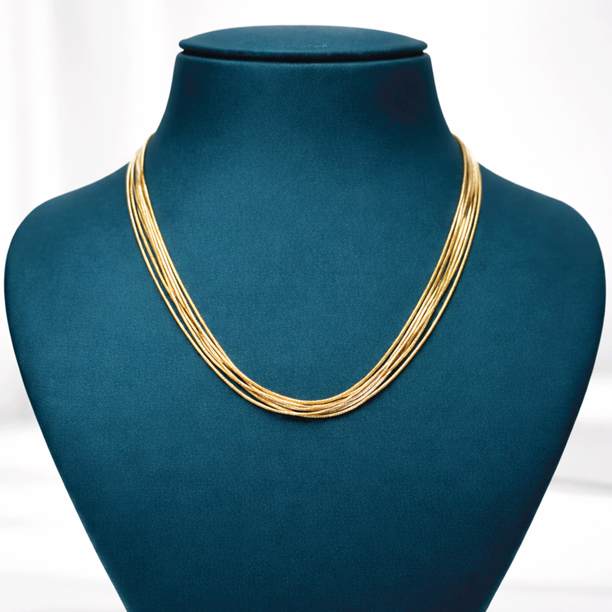 Rose Radiance Neck Chain