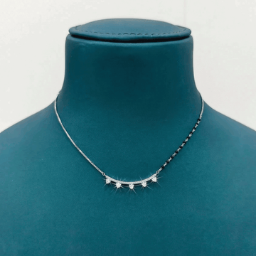 Everyday Chic Essential Chain