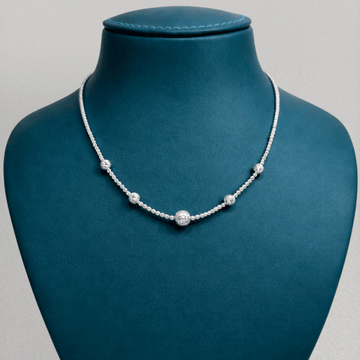 Everyday Chic Essential Chain