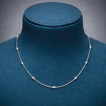 Everyday Chic Essential Chain