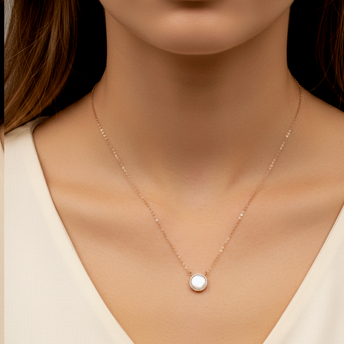 Rose Radiance Neck Chain