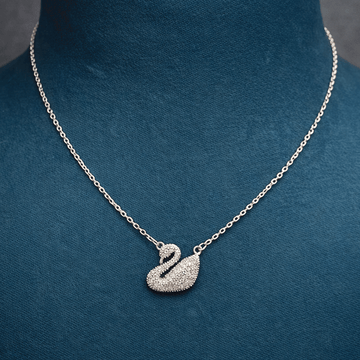 Everyday Chic Essential Chain