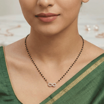Rose Radiance Neck Chain