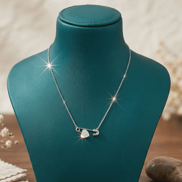 Everyday Chic Essential Chain