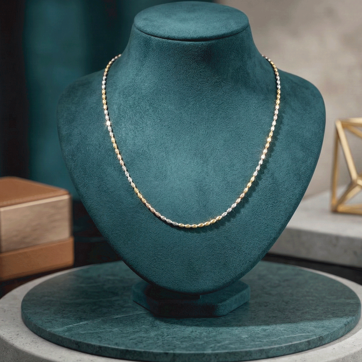 Rose Radiance Neck Chain