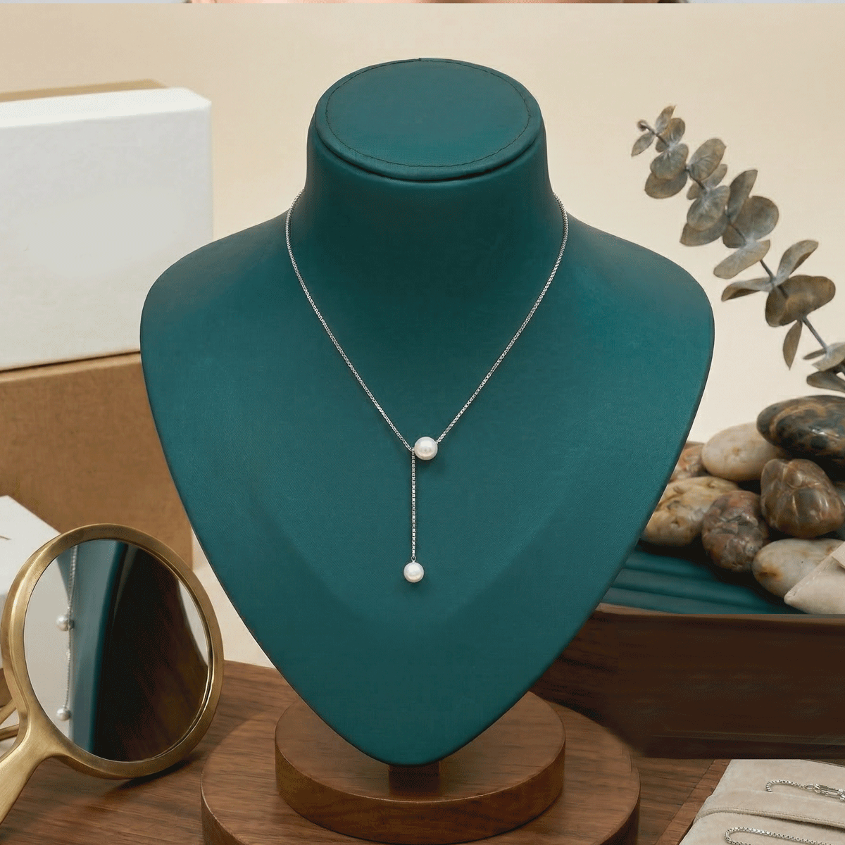Everyday Chic Essential Chain