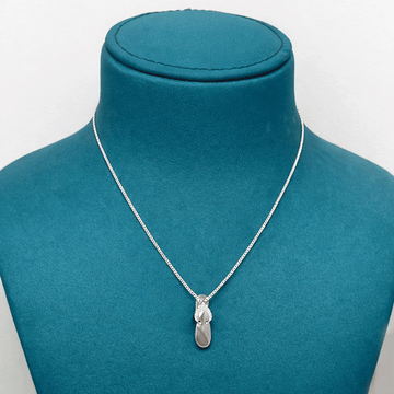 Everyday Chic Essential Chain