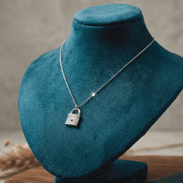 Everyday Chic Essential Chain