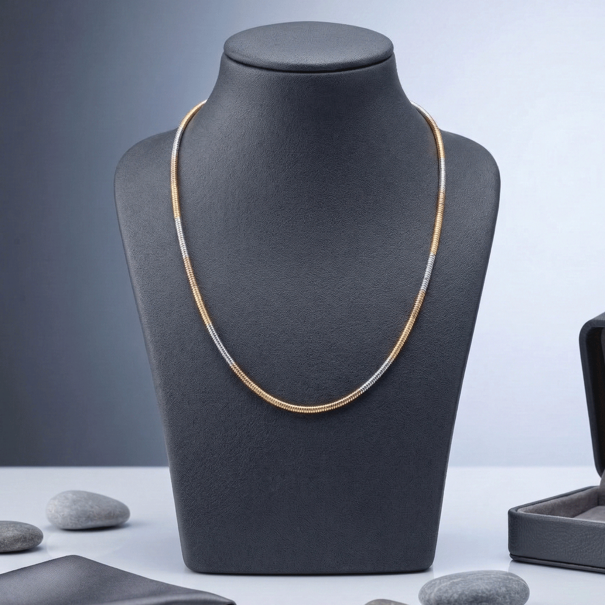 Rose Radiance Neck Chain