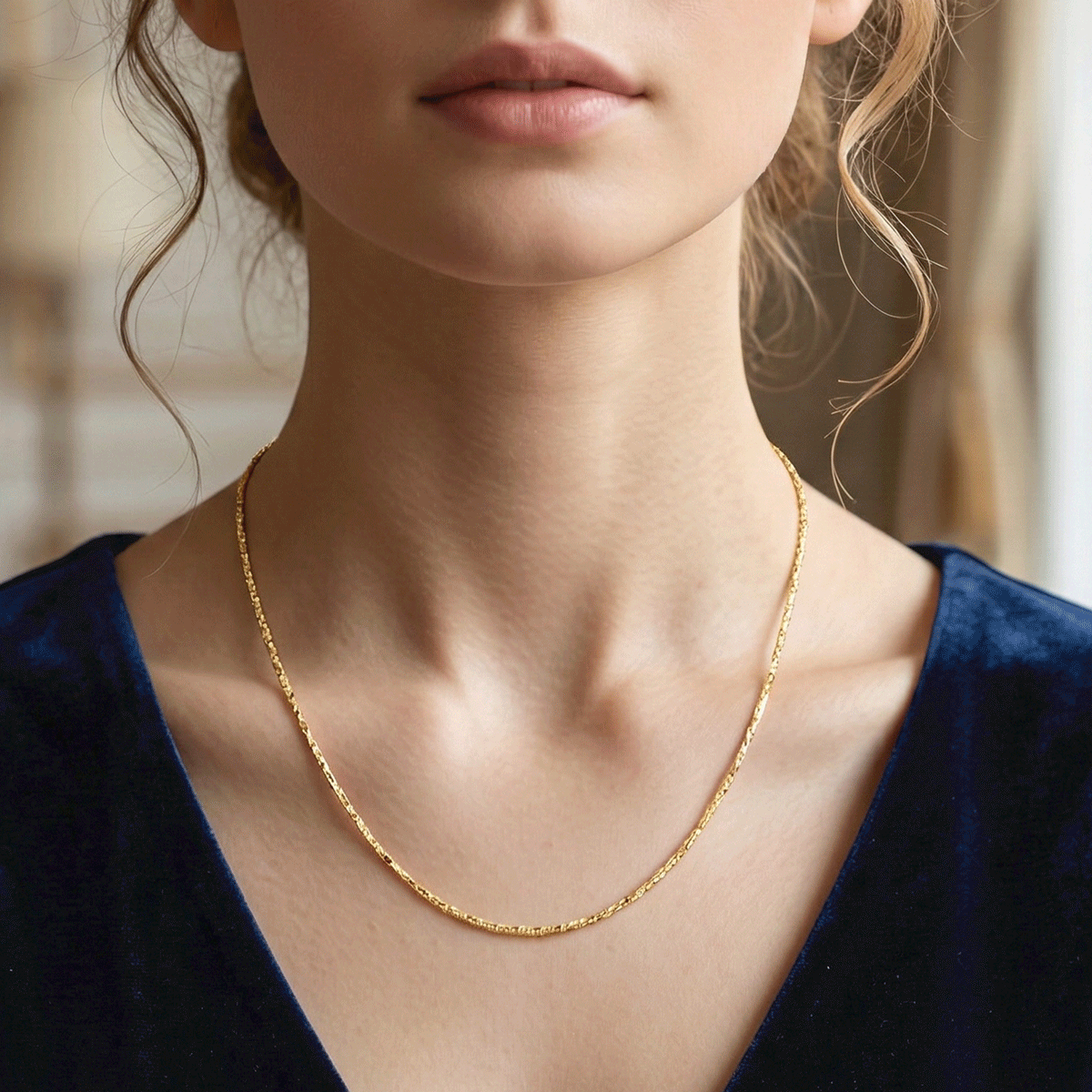 Rose Radiance Neck Chain