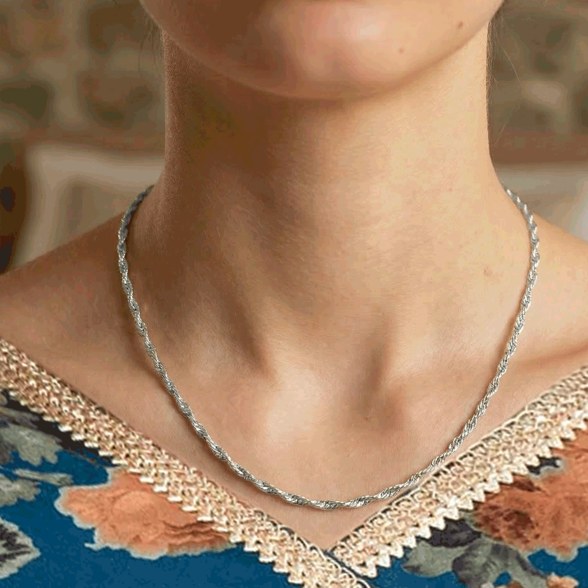 Everyday Chic Essential Chain