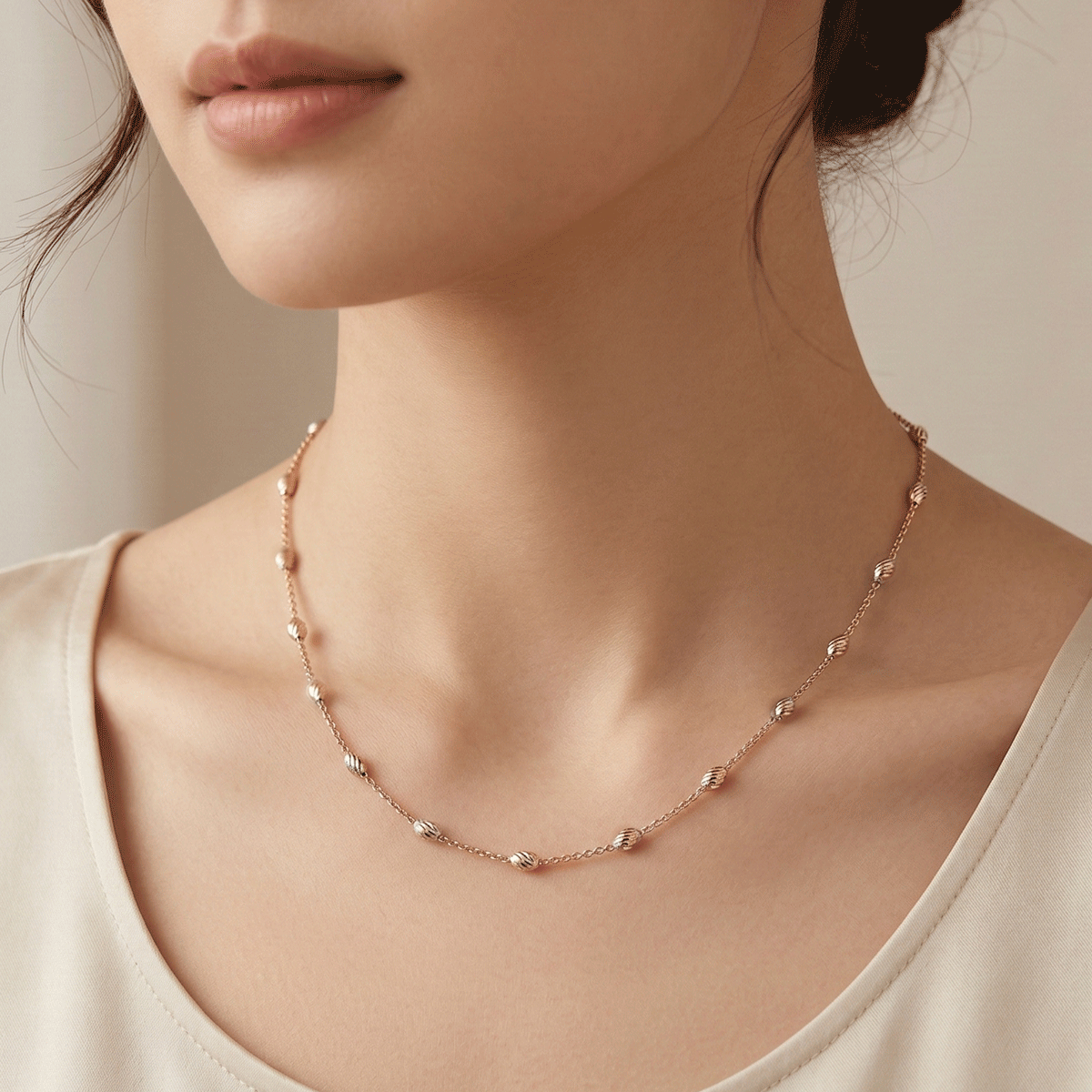 Rose Radiance Neck Chain