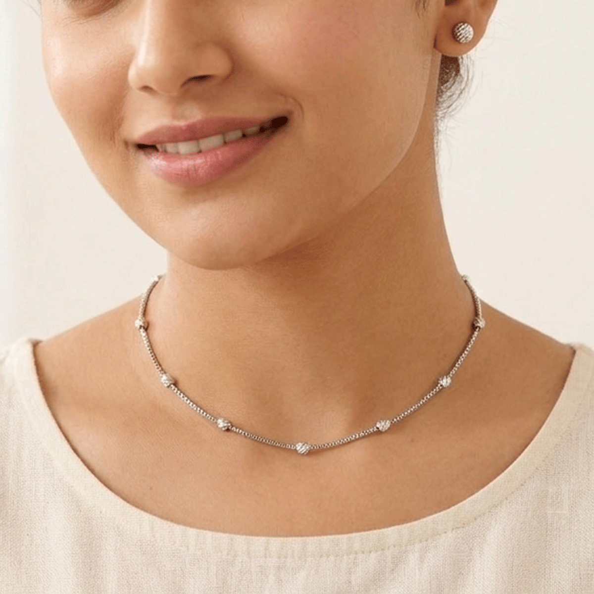 Everyday Chic Essential Chain