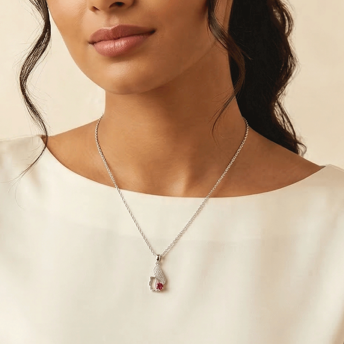 Everyday Chic Essential Chain