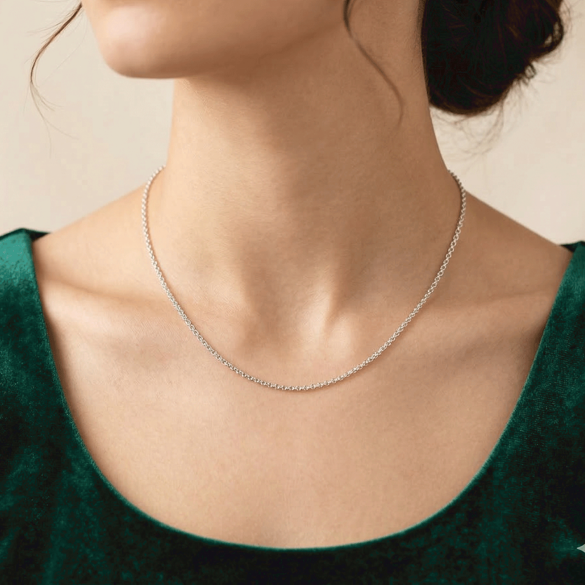 Everyday Chic Essential Chain