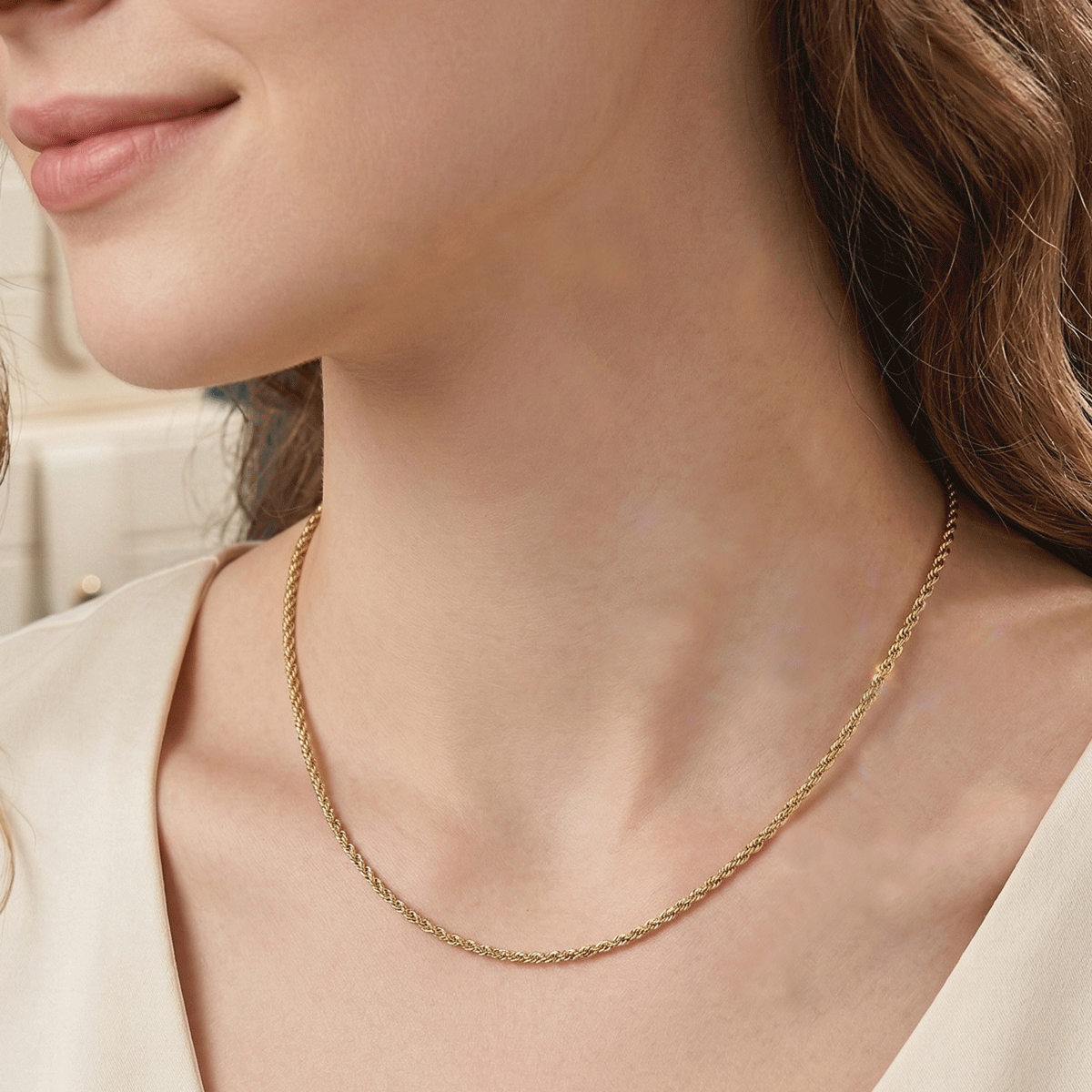 Rose Radiance Neck Chain