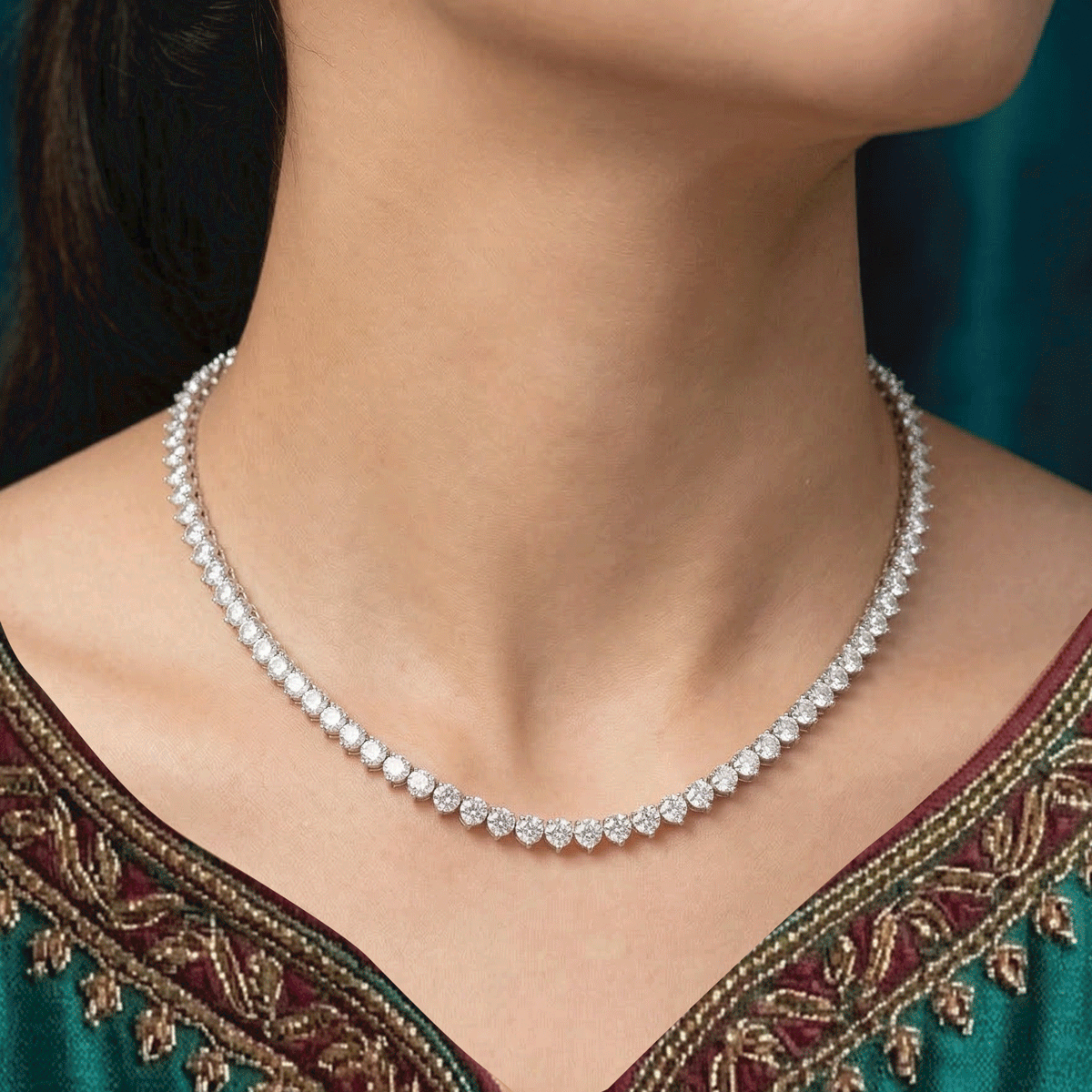 Modern Glam Silver Necklace