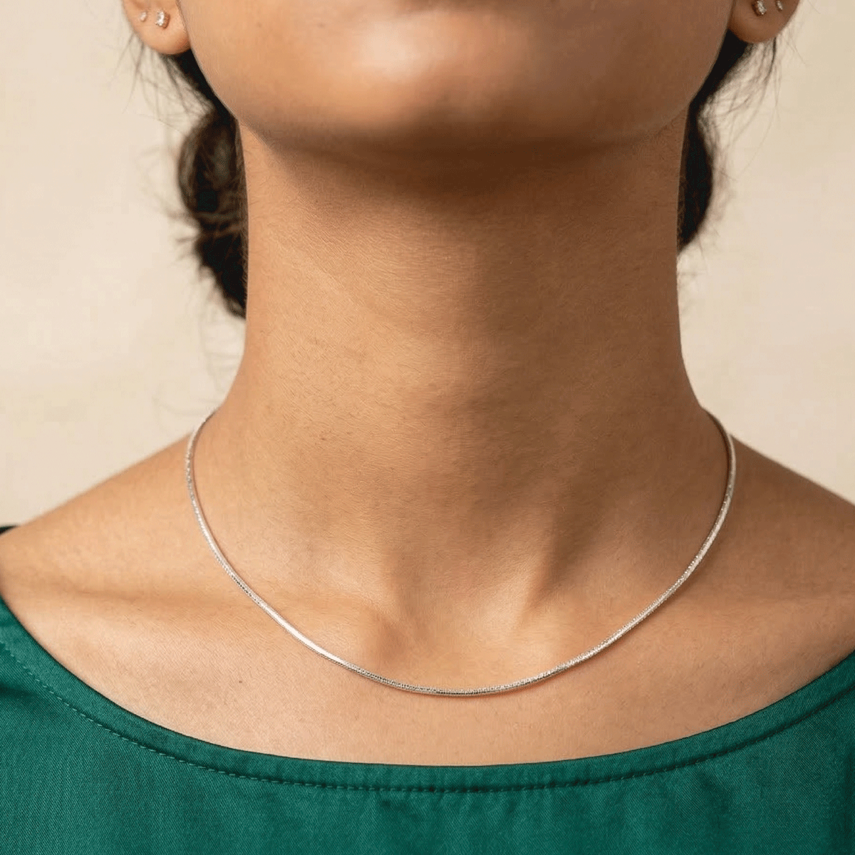 Everyday Chic Essential Chain
