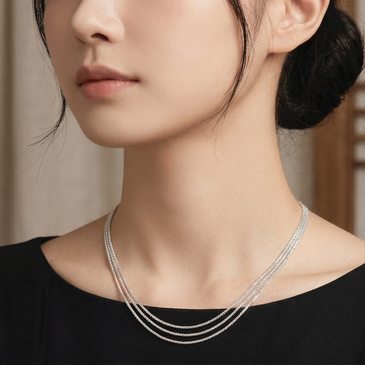 Rose Radiance Neck Chain
