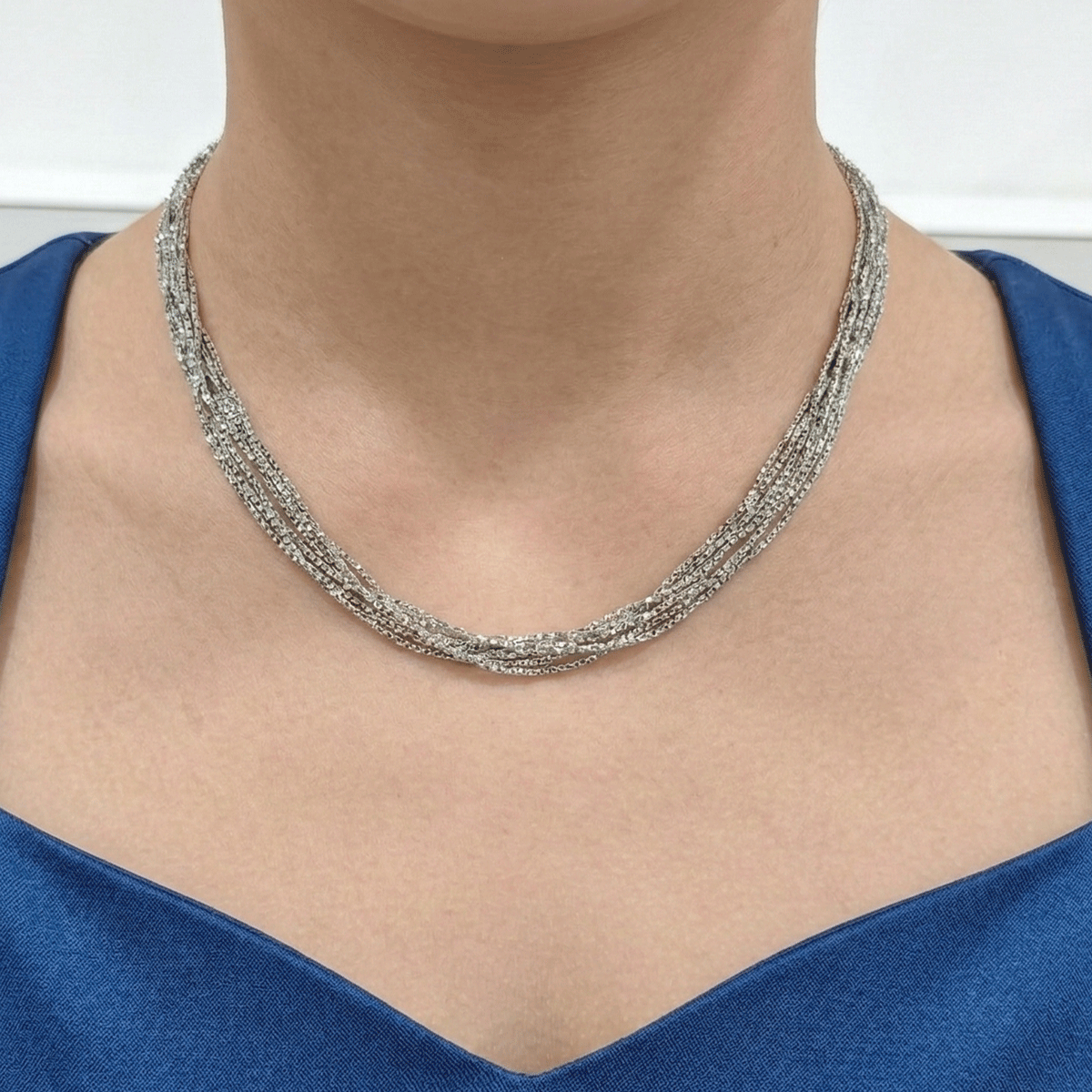 Everyday Chic Essential Chain