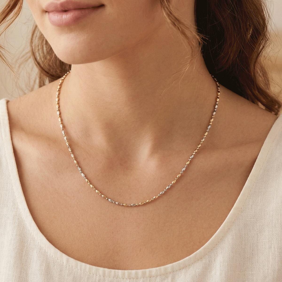 Rose Radiance Neck Chain