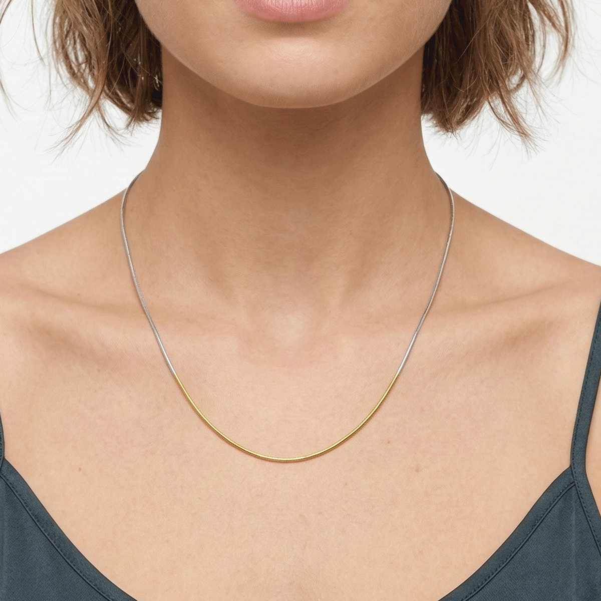 Rose Radiance Neck Chain