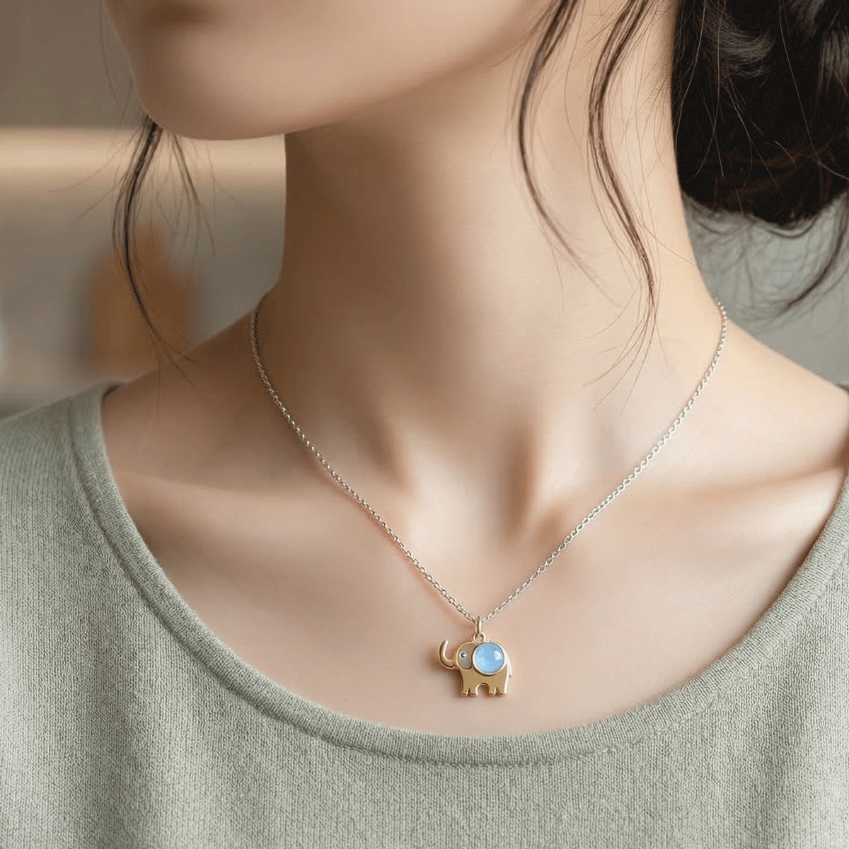 Everyday Chic Essential Chain