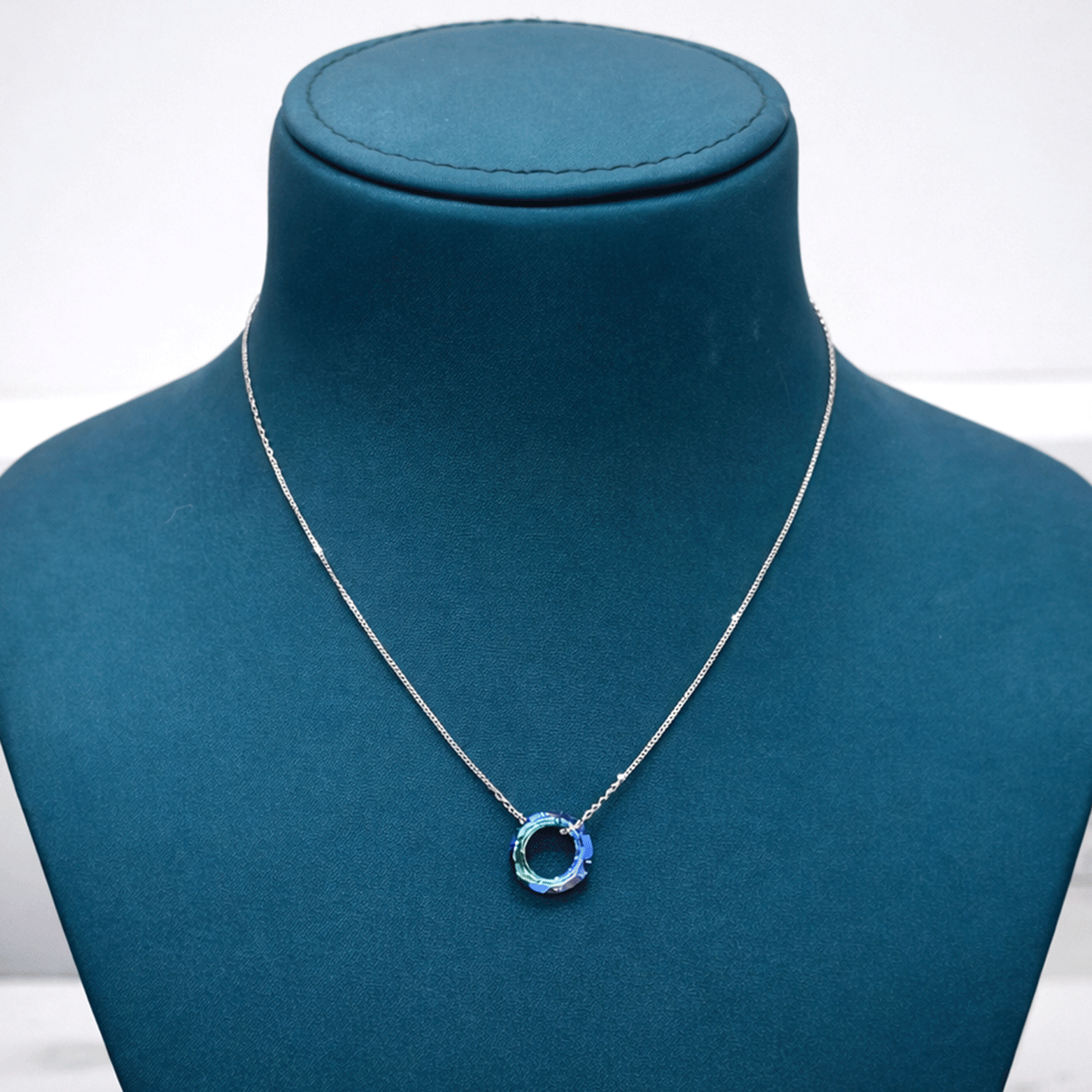 Everyday Chic Essential Chain