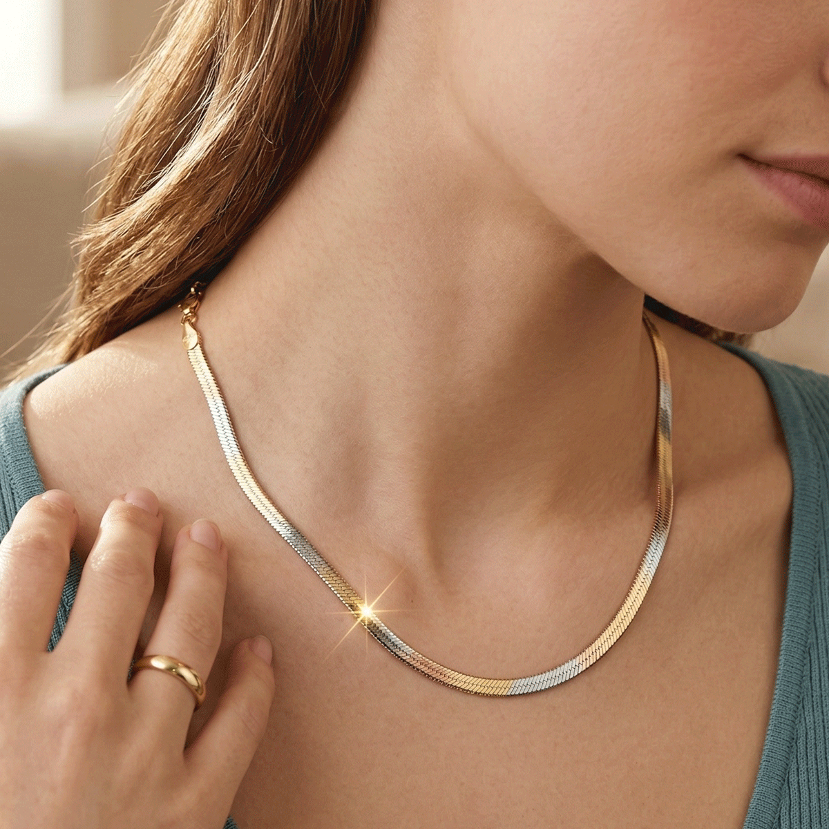 Rose Radiance Neck Chain