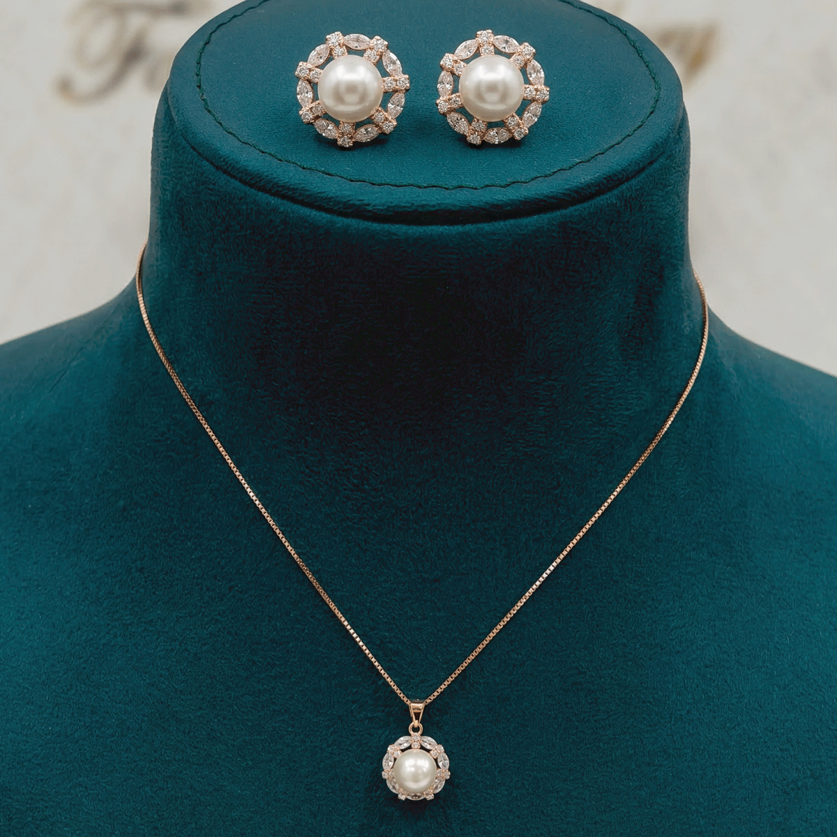 Style Pair Chain & Stud Set – Rose Gold Finish