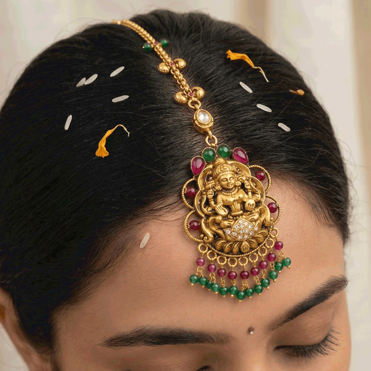 Classic Glow  Nethi Chutti – Gold Plated