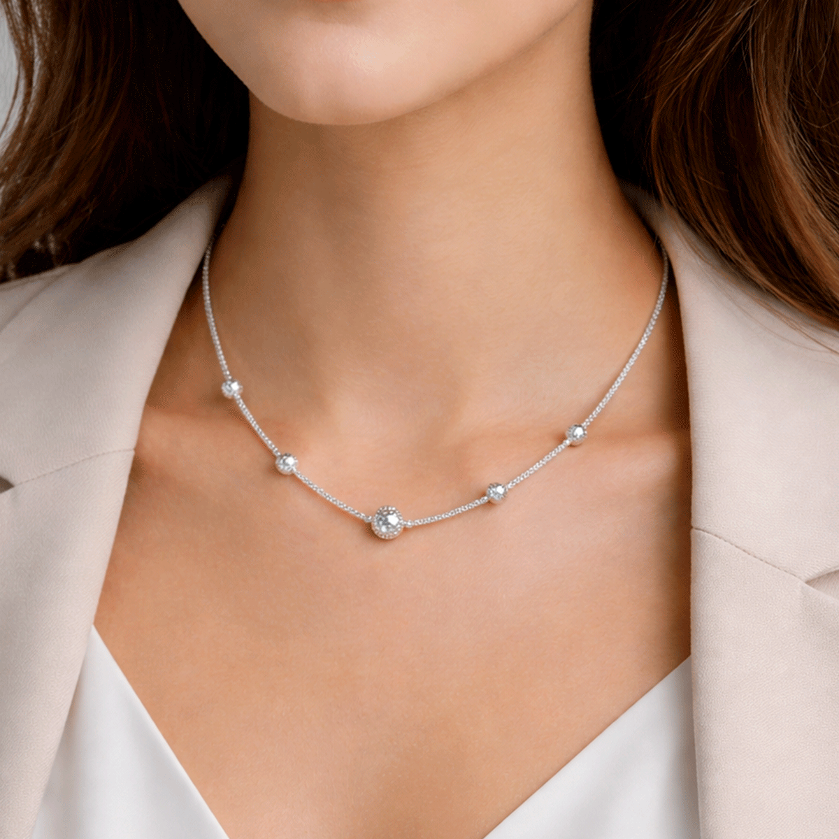 Everyday Chic Essential Chain
