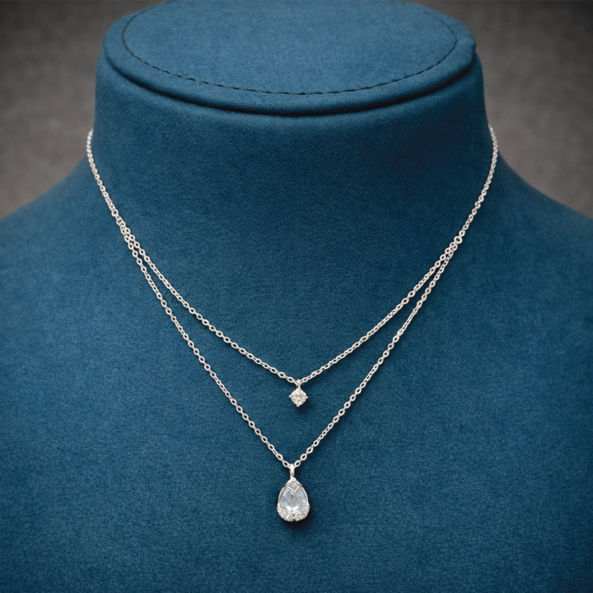 Everyday Chic Essential Chain