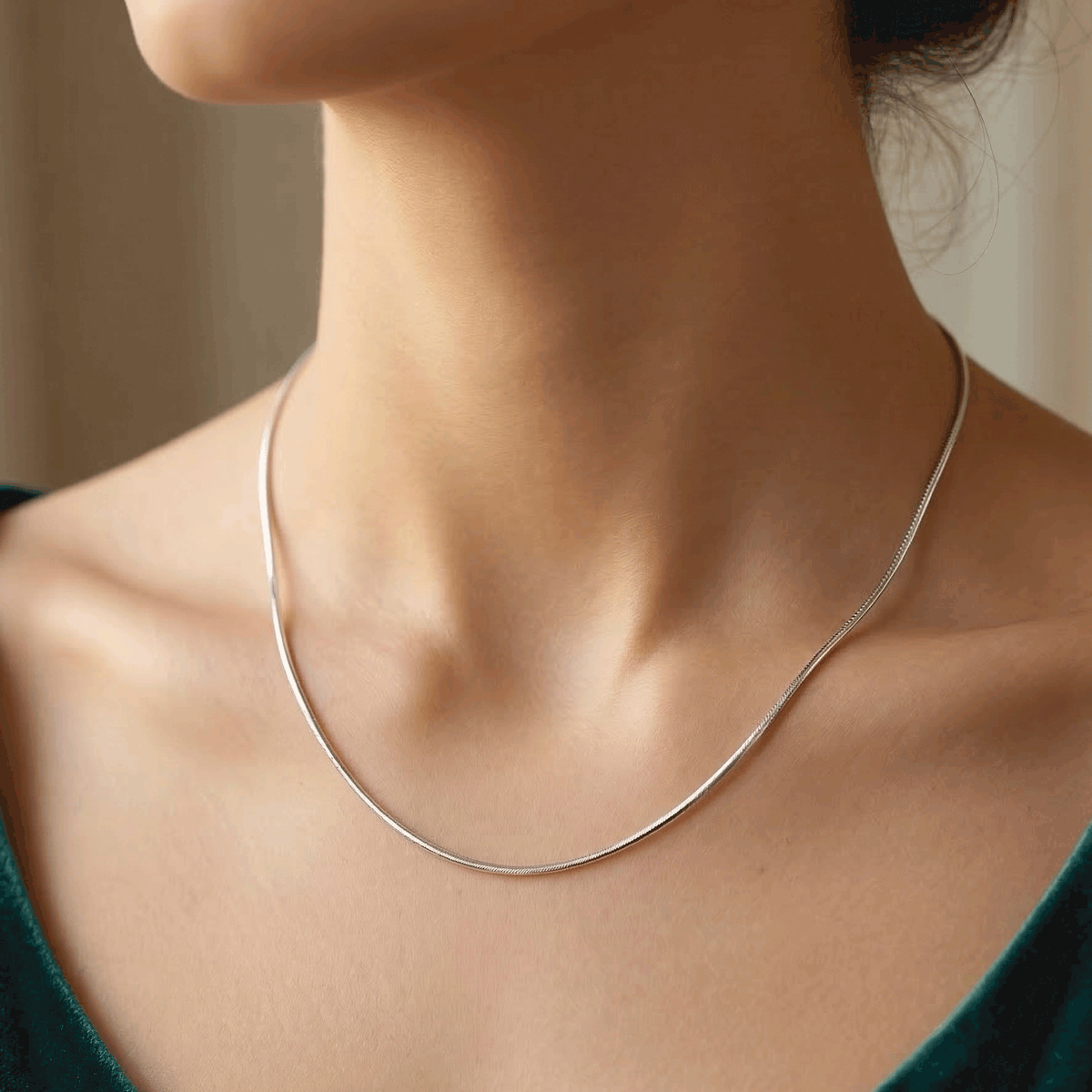 Everyday Chic Essential Chain