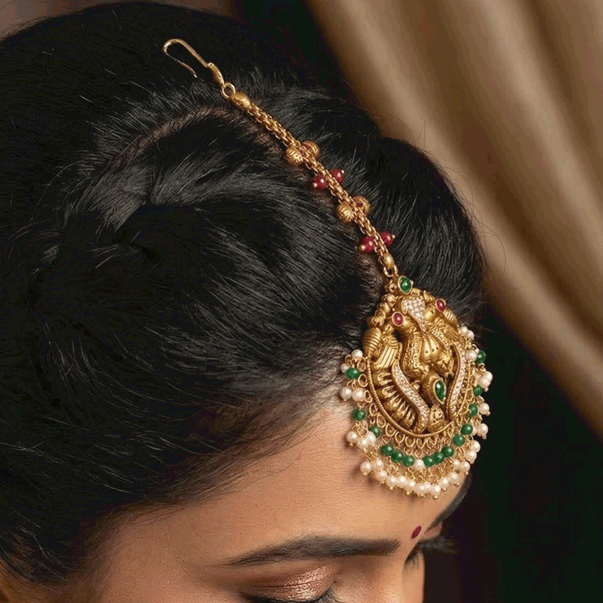 Classic Glow  Nethi Chutti – Gold Plated